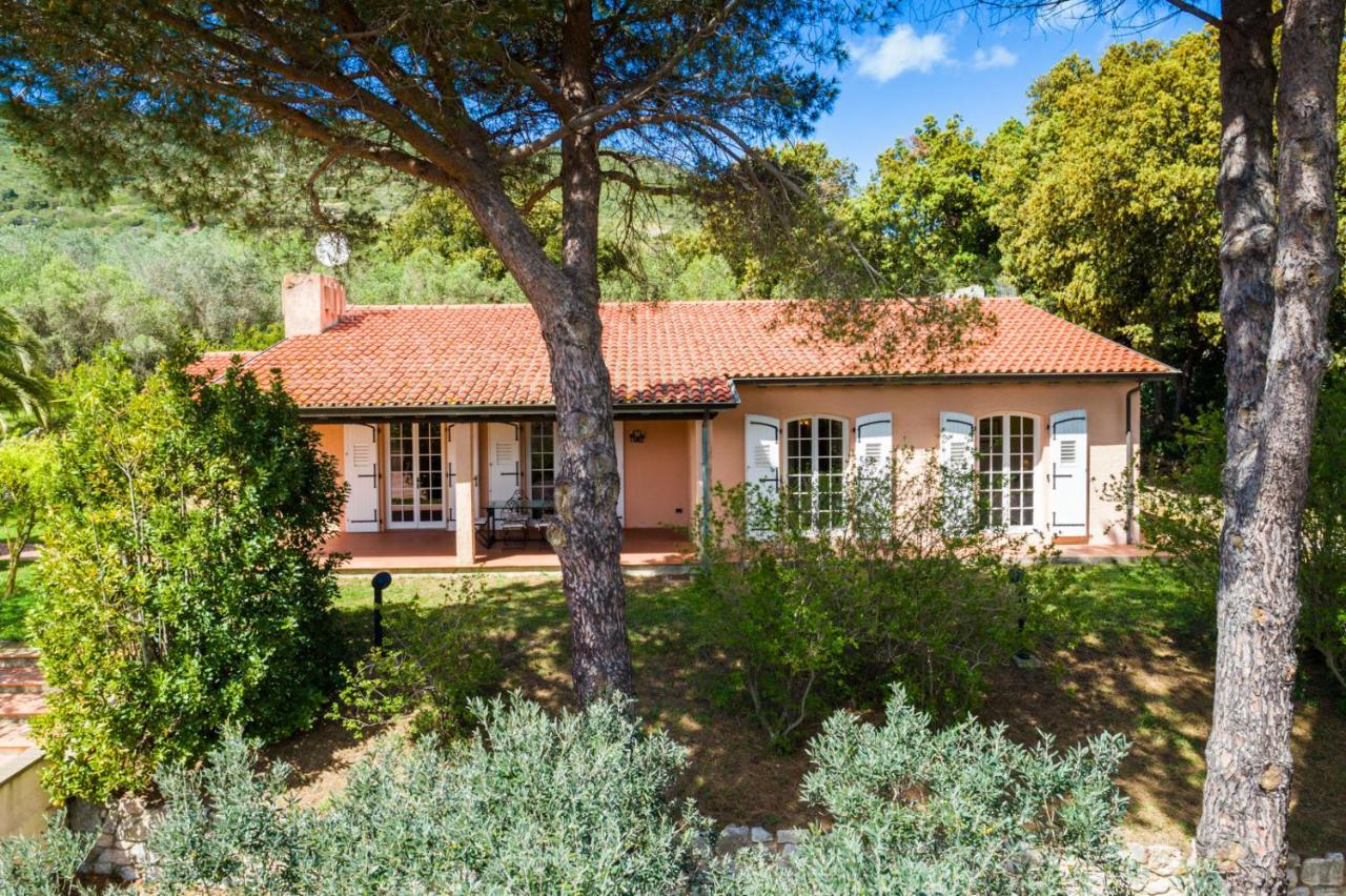 Aparthotel La Chiusa Di Rio Rio dellʼElba Exterior foto