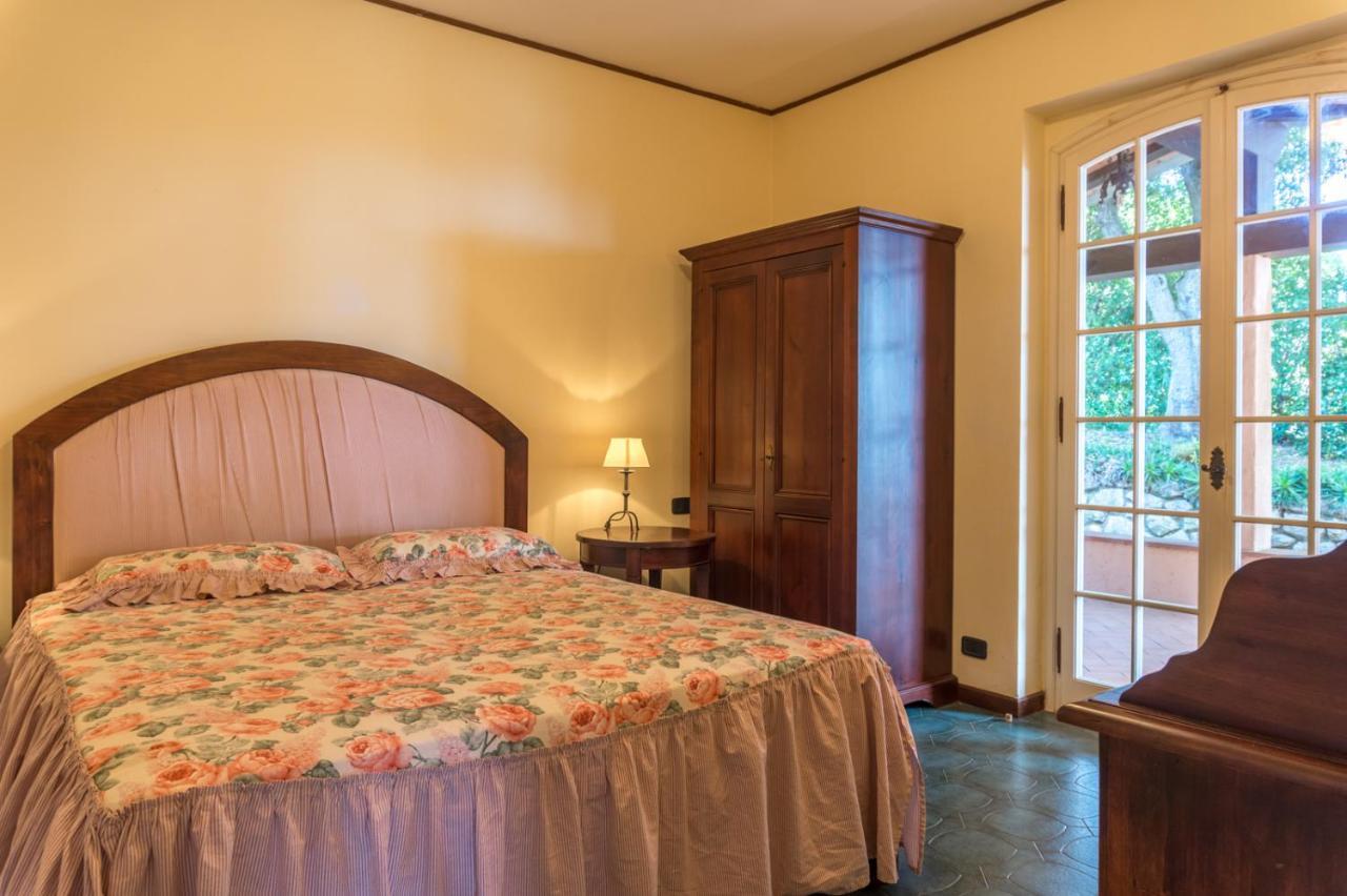 Aparthotel La Chiusa Di Rio Rio dellʼElba Exterior foto